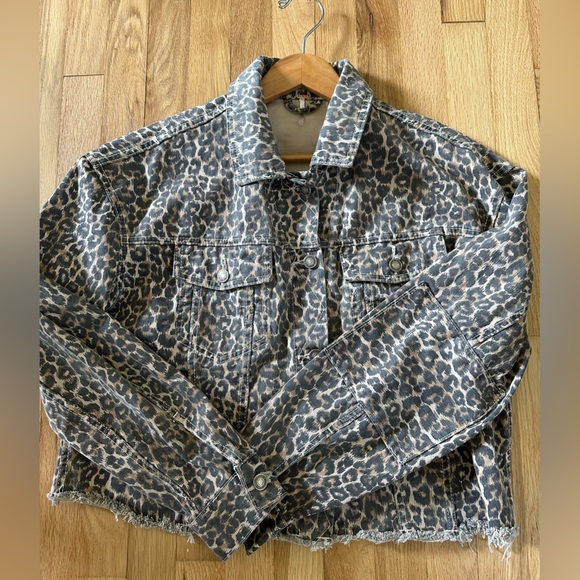 Free People Cheetah oversized denim jacket. - Picture 10 of 16